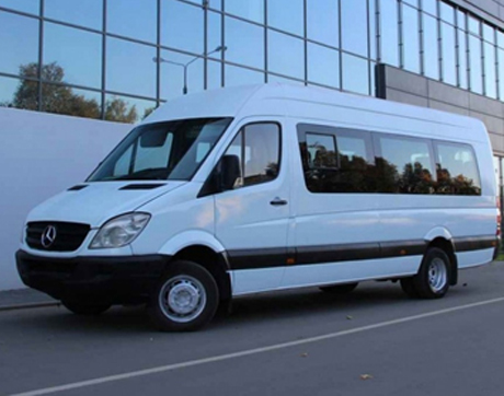 Заказ микроавтобуса Mercedes Sprinter с водителем 18 мест
