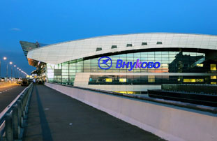 Заказать автобус и микроавтобус такси минивэн в аэропорт Внуково